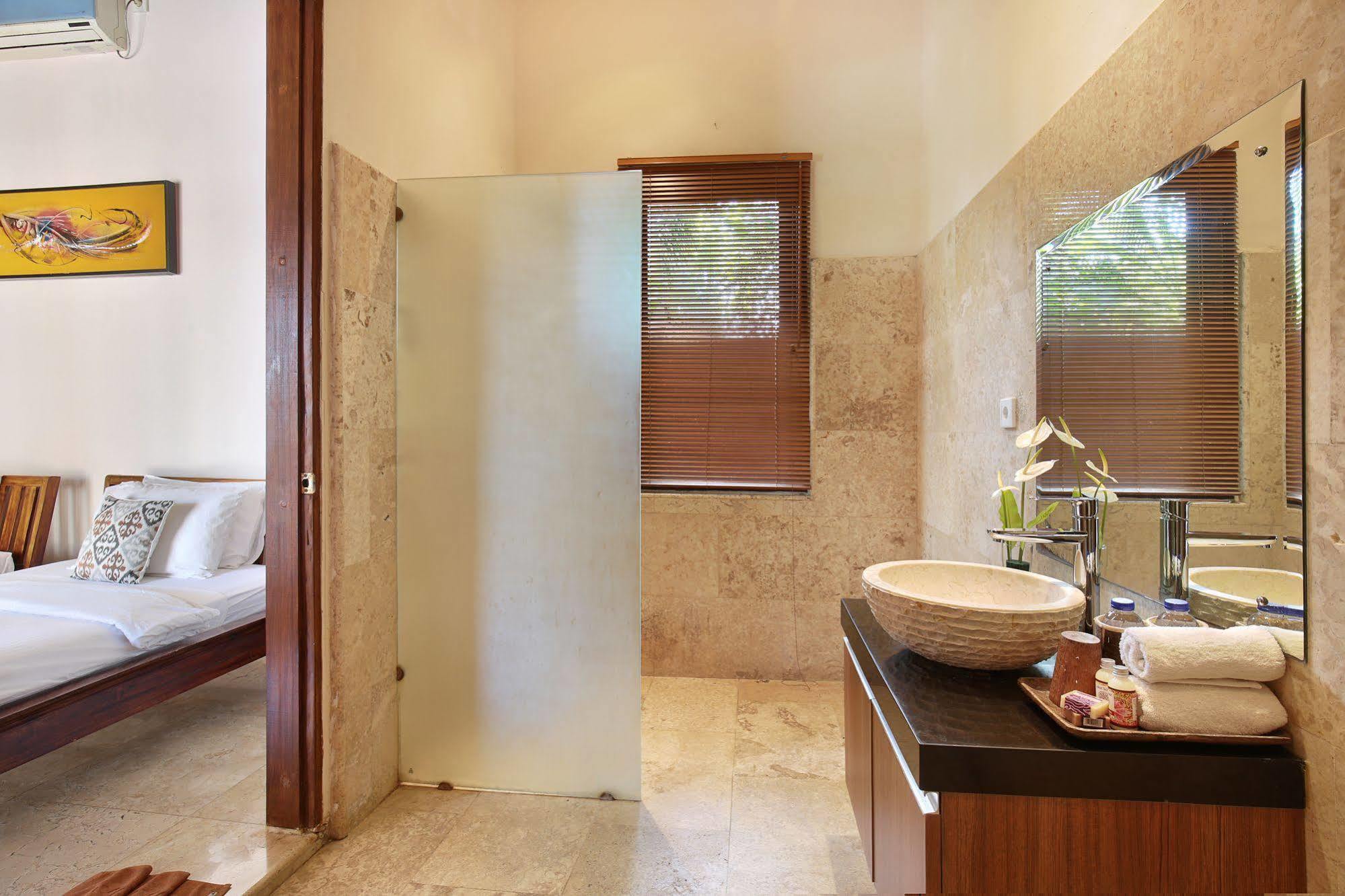 Adinda Balangan Beach Villa Jimbaran Extérieur photo