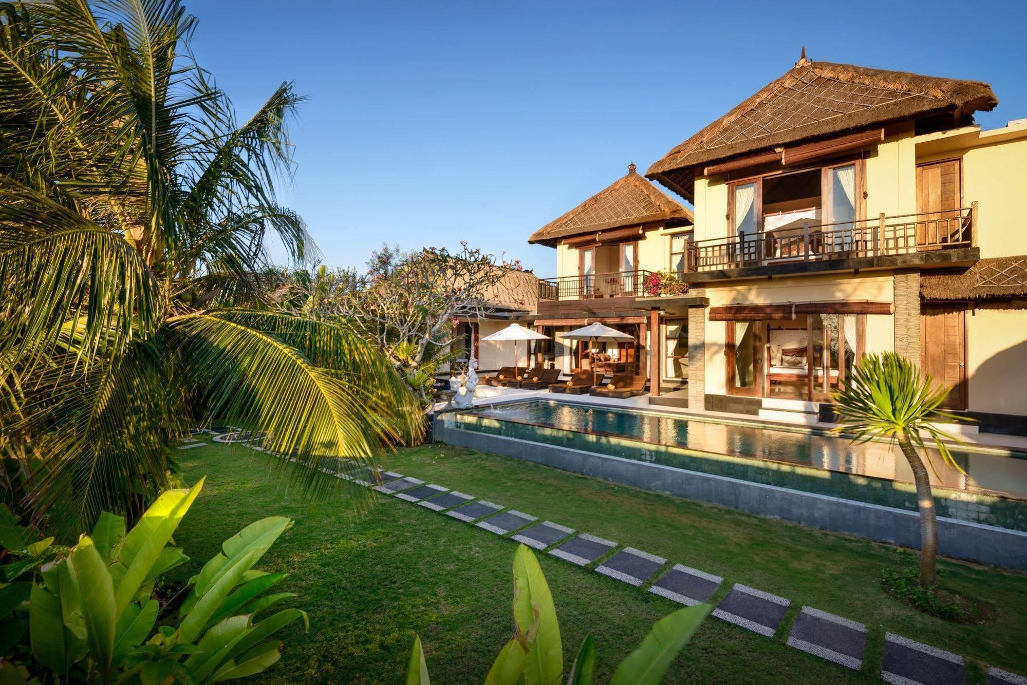 Adinda Balangan Beach Villa Jimbaran Extérieur photo