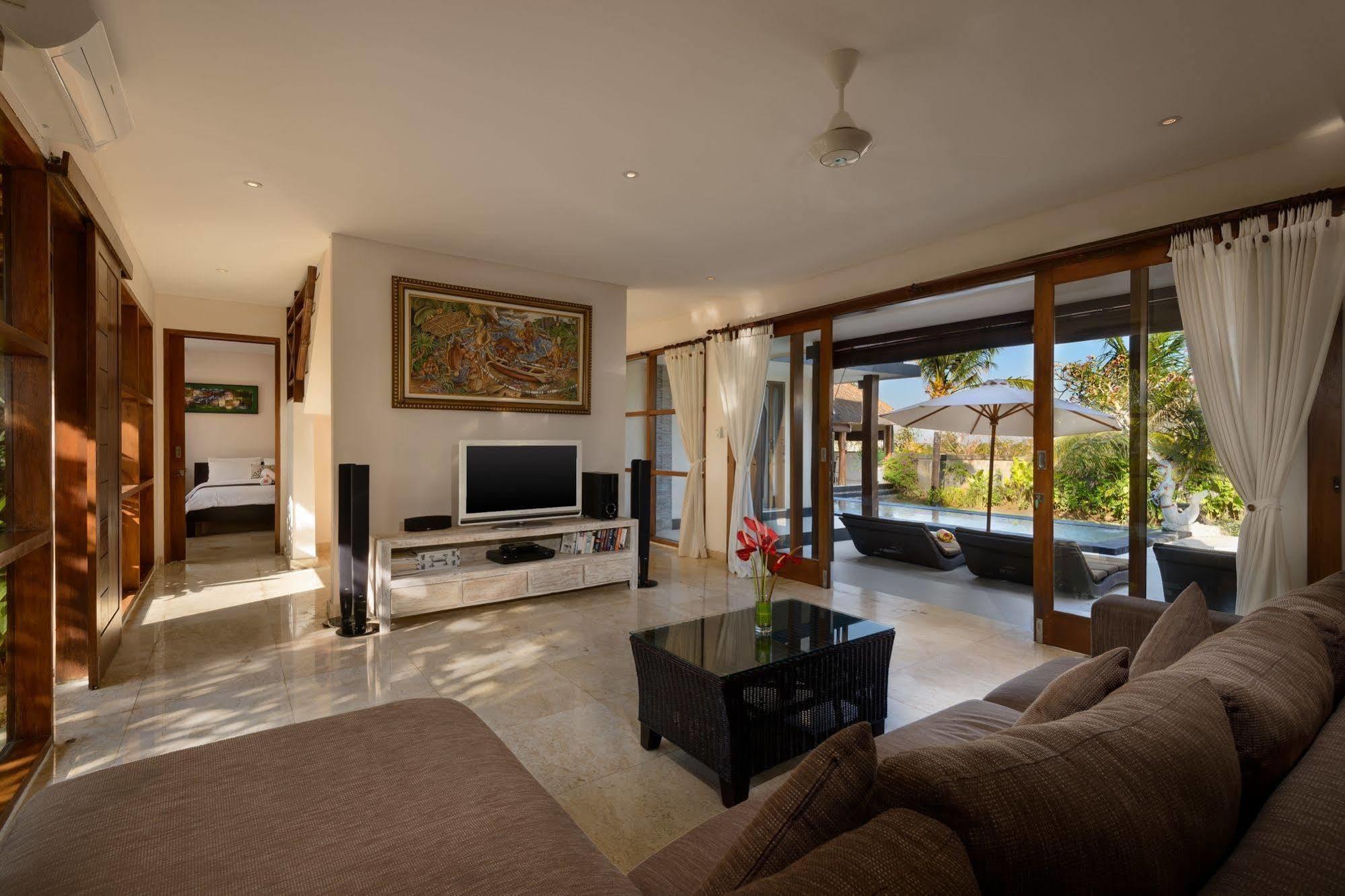 Adinda Balangan Beach Villa Jimbaran Extérieur photo