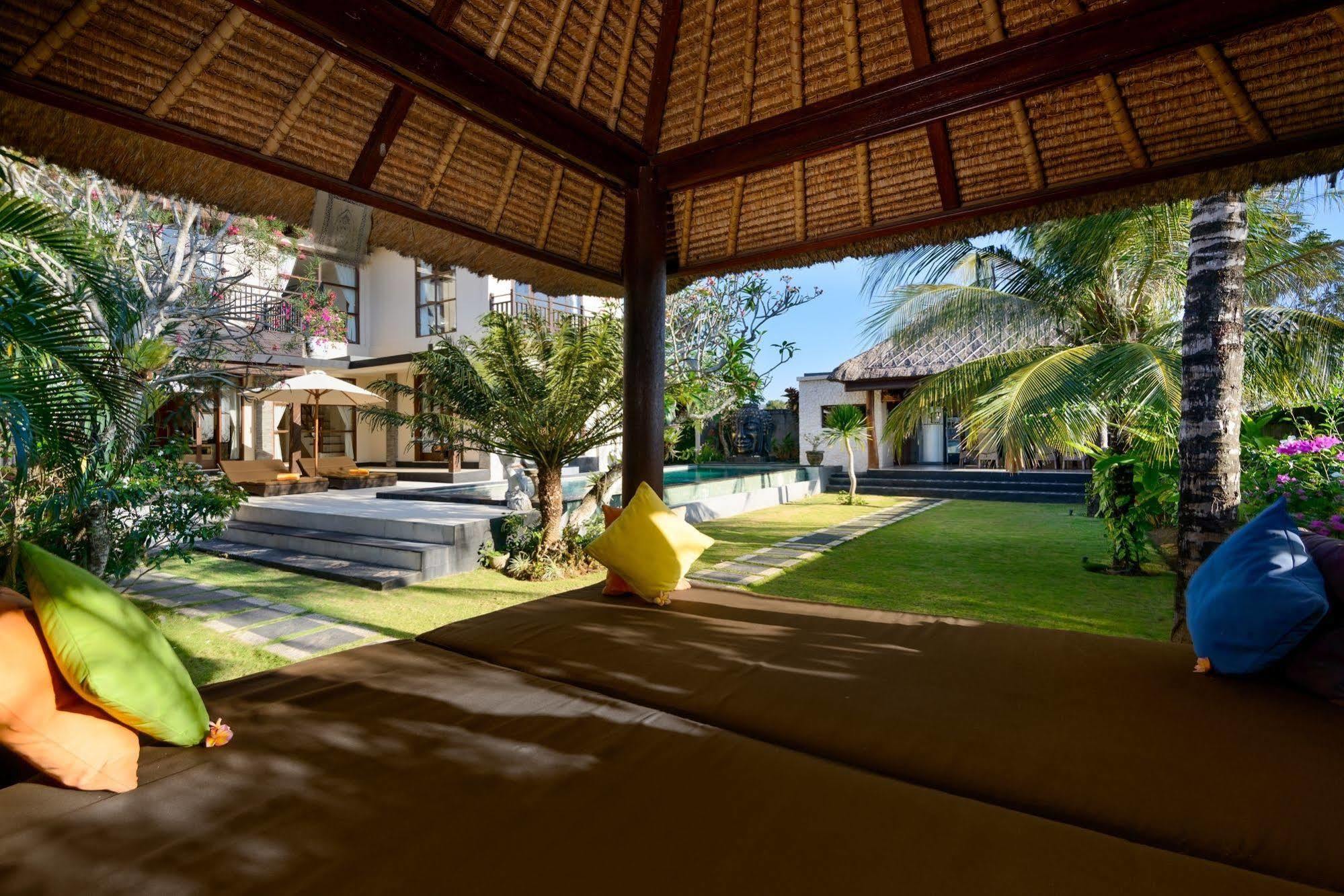 Adinda Balangan Beach Villa Jimbaran Extérieur photo